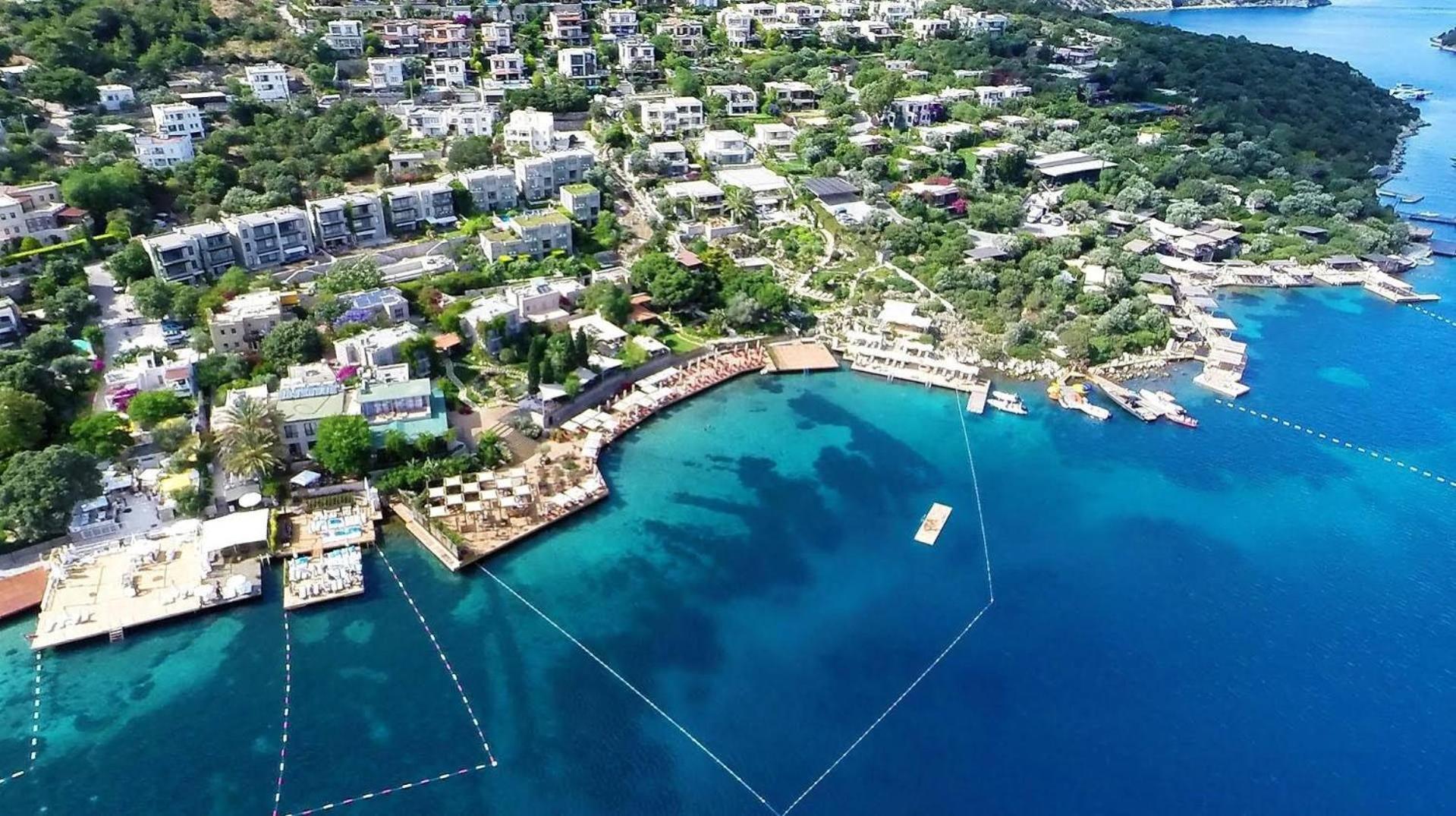 Turkbuku Luxury Seaview Dublex Wpool & Terrace Vilă